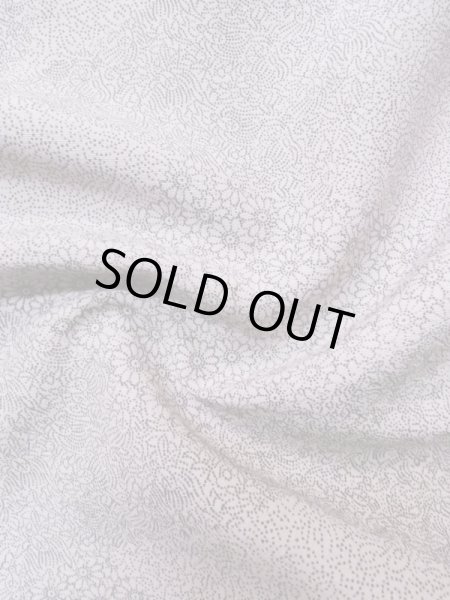 画像12: M0131E Mint  小紋 女性用着物  シルク（正絹）  淡い 藤色, 花 淡い【中古】 【USED】 【リサイクル】 ★★★★☆ (12)