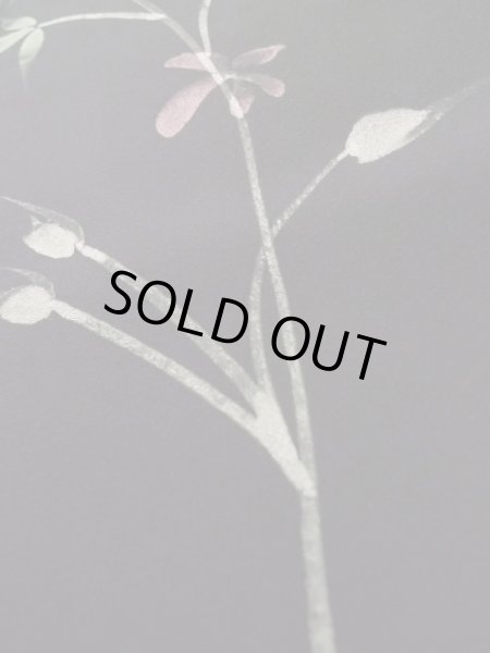 画像10: M0131J Mint  小紋 女性用着物  シルク(正絹)   黒, 花 【中古】 【USED】 【リサイクル】 ★★★★☆ (10)