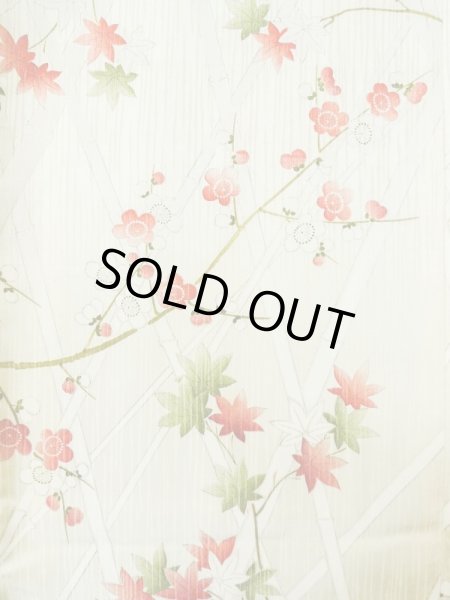 画像3: M0131W  小紋 女性用着物  シルク(正絹)  光沢のある オフ ホワイト, 梅 【中古】 【USED】 【リサイクル】 ★★☆☆☆ (3)