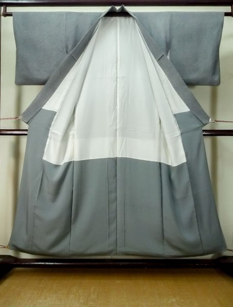 画像2: M0201B  江戸小紋 女性用着物  シルク(正絹)   黒, 青海波 【中古】 【USED】 【リサイクル】 ★★☆☆☆ (2)