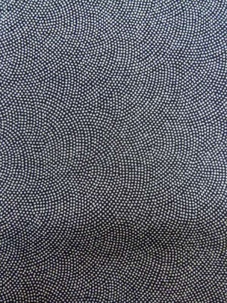 画像6: M0201B  江戸小紋 女性用着物  シルク(正絹)   黒, 青海波 【中古】 【USED】 【リサイクル】 ★★☆☆☆ (6)