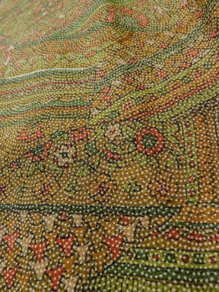 画像9: M0201D  小紋 女性用着物  化繊  淡い トープ, 小さな点々 深い【中古】 【USED】 【リサイクル】 ★☆☆☆☆ (9)