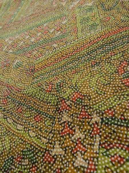 画像10: M0201D  小紋 女性用着物  化繊  淡い トープ, 小さな点々 深い【中古】 【USED】 【リサイクル】 ★☆☆☆☆ (10)