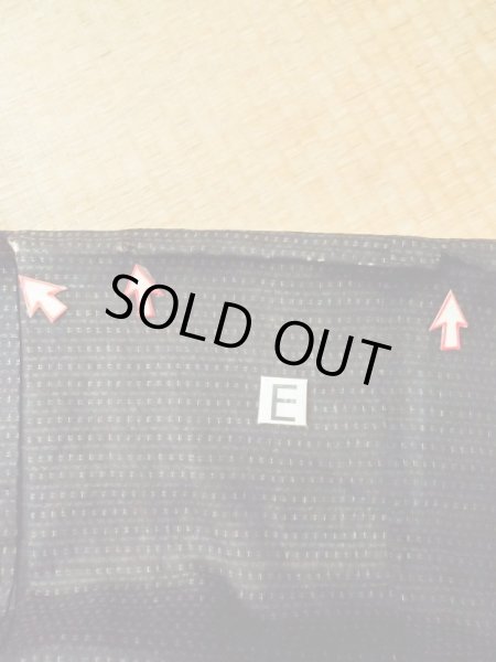 画像16: M0214G  男性用着物 男性用着物 能登上布 麻   黒, 幾何学模様 【中古】 【USED】 【リサイクル】 ★☆☆☆☆ (16)