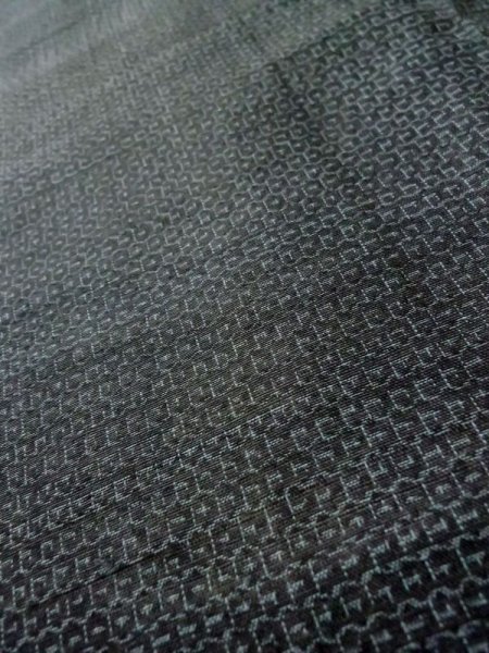 画像8: M0214I Mint  男性用着物 男性用着物  麻  茶色み 黒, 亀甲 【中古】 【USED】 【リサイクル】 ★★★★☆ (8)