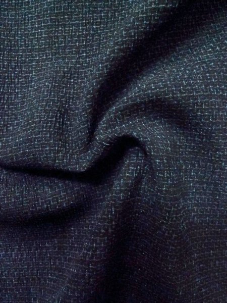 画像9: M0214L  男性用着物 男性用着物 塩沢紬 シルク(正絹)  青み 黒, 亀甲 【中古】 【USED】 【リサイクル】 ★★★★☆ (9)