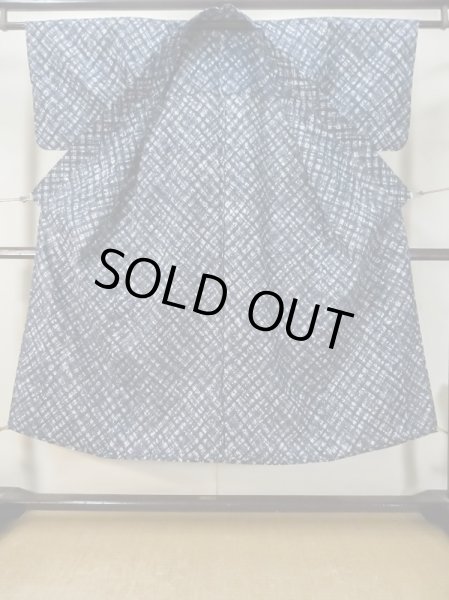 画像2: M0301C  浴衣（日本製） 女性用着物  綿   青, 抽象的模様 【中古】 【USED】 【リサイクル】 ★★★☆☆ (2)