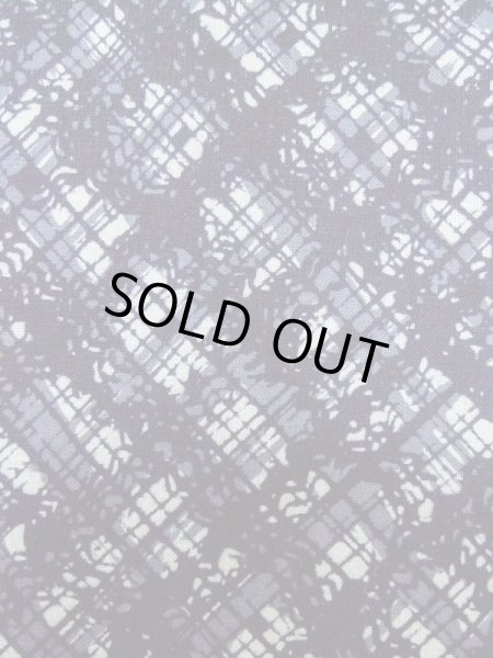 画像5: M0301C  浴衣（日本製） 女性用着物  綿   青, 抽象的模様 【中古】 【USED】 【リサイクル】 ★★★☆☆ (5)