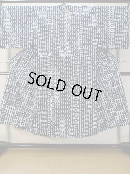 画像1: M0301E  男性用浴衣 男性用着物  綿   藍, 抽象的模様 【中古】 【USED】 【リサイクル】 ★★★☆☆ (1)