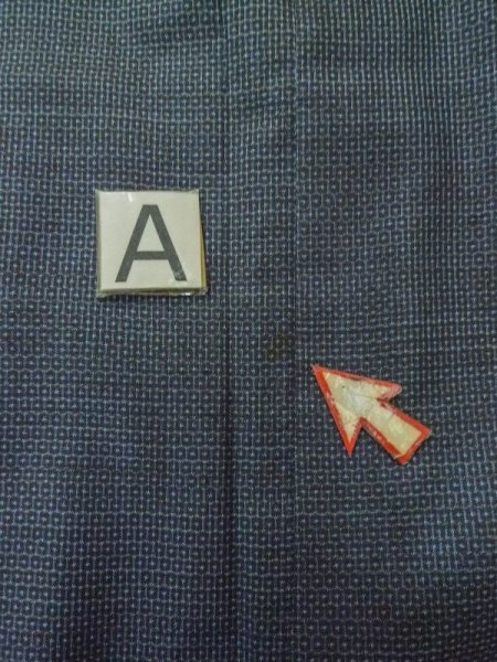 画像12: M0301S  男性用着物 男性用着物  シルク(正絹) 淡い 深い 青, 亀甲 【中古】 【USED】 【リサイクル】 ★★★☆☆ (12)