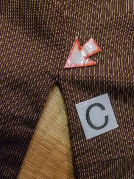 画像14: M0301Y  男性用着物 男性用着物 綿入り シルク(正絹)   茶色, 縞 【中古】 【USED】 【リサイクル】 ★☆☆☆☆ (14)