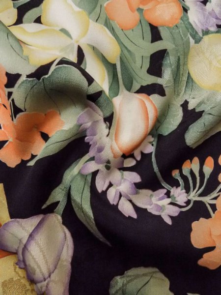 画像13: M0307A  小紋 女性用着物 地紋:竹垣柄、柄:本 シルク(正絹)   黒, 花 【中古】 【USED】 【リサイクル】 ★☆☆☆☆ (13)