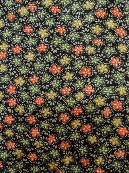 画像6: M0307C Mint  小紋 女性用着物  シルク(正絹)   黒, 花 【中古】 【USED】 【リサイクル】 ★★★★☆ (6)