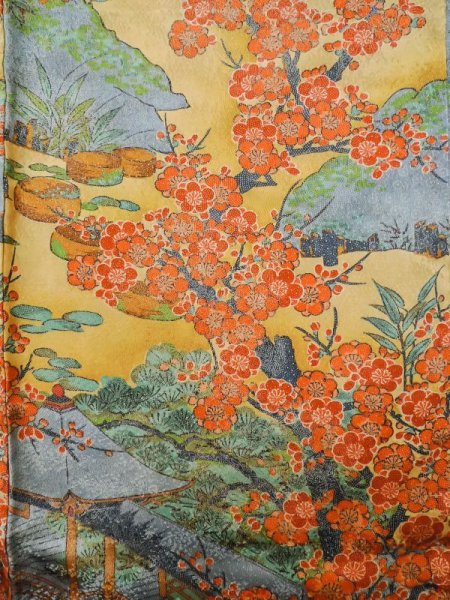 画像3: M0307G  小紋 女性用着物  シルク(正絹)  光沢のある 山吹, 桜 【中古】 【USED】 【リサイクル】 ★★★★☆ (3)