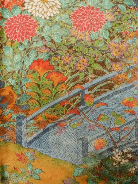 画像5: M0307G  小紋 女性用着物  シルク(正絹)  光沢のある 山吹, 桜 【中古】 【USED】 【リサイクル】 ★★★★☆ (5)