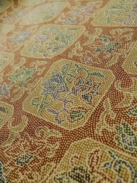 画像7: M0307I  小紋 女性用着物  シルク(正絹) 淡い 深い 茶色, 菱 淡い【中古】 【USED】 【リサイクル】 ★★★★☆ (7)