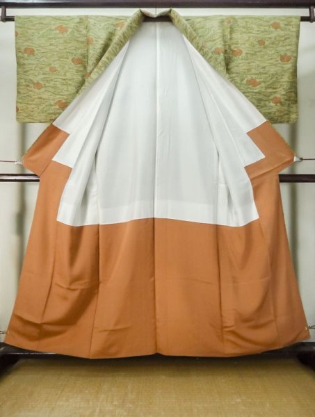 画像2: M0307L  小紋 女性用着物  シルク(正絹) 淡い 薄い トープ, 抽象的模様 【中古】 【USED】 【リサイクル】 ★★☆☆☆ (2)