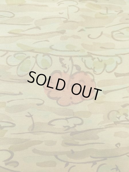 画像5: M0307L  小紋 女性用着物  シルク（正絹） 淡い 薄い トープ, 抽象的模様 【中古】 【USED】 【リサイクル】 ★★☆☆☆ (5)