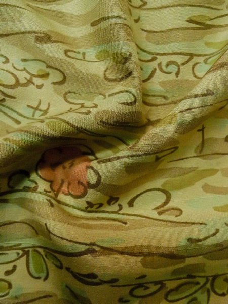 画像12: M0307L  小紋 女性用着物  シルク(正絹) 淡い 薄い トープ, 抽象的模様 【中古】 【USED】 【リサイクル】 ★★☆☆☆ (12)