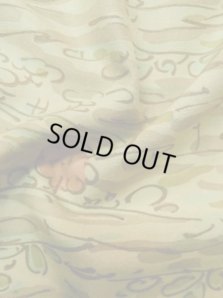 画像12: M0307L  小紋 女性用着物  シルク（正絹） 淡い 薄い トープ, 抽象的模様 【中古】 【USED】 【リサイクル】 ★★☆☆☆ (12)