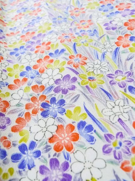 画像8: M0307M  小紋 女性用着物  シルク(正絹)   白, 花 【中古】 【USED】 【リサイクル】 ★★★☆☆ (8)