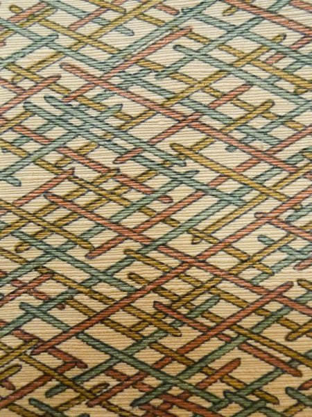 画像5: M0307O  小紋 女性用着物  シルク(正絹)   ベージュ, 抽象的模様 【中古】 【USED】 【リサイクル】 ★☆☆☆☆ (5)