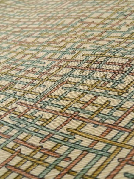 画像7: M0307O  小紋 女性用着物  シルク(正絹)   ベージュ, 抽象的模様 【中古】 【USED】 【リサイクル】 ★☆☆☆☆ (7)