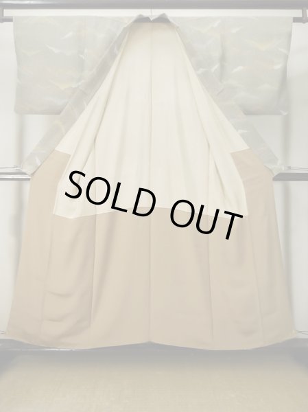 画像2: M0307P  小紋 女性用着物  シルク（正絹）   茶色, 小さな点々 【中古】 【USED】 【リサイクル】 ★★☆☆☆ (2)