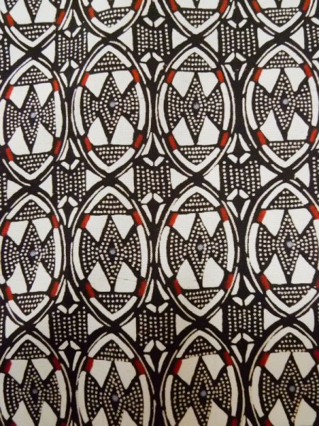 画像6: M0307Q  小紋 女性用着物  シルク(正絹)   黒, 抽象的模様 【中古】 【USED】 【リサイクル】 ★★★☆☆ (6)