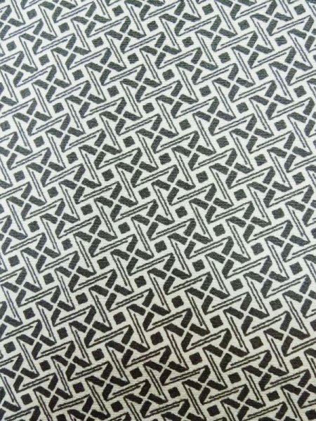 画像5: M0307T Mint  小紋 女性用着物  シルク(正絹)   黒, 抽象的模様 【中古】 【USED】 【リサイクル】 ★★★★☆ (5)