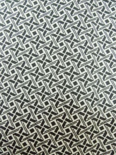 画像6: M0307T Mint  小紋 女性用着物  シルク(正絹)   黒, 抽象的模様 【中古】 【USED】 【リサイクル】 ★★★★☆ (6)