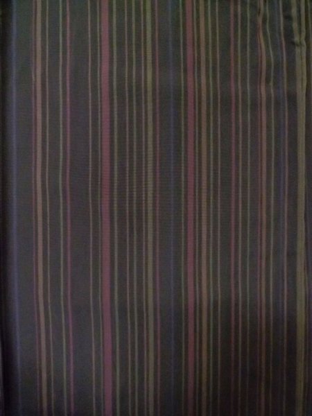 画像4: M0307Z  小紋 女性用着物  シルク(正絹) 淡い 深い 茶色, 縞 深い【中古】 【USED】 【リサイクル】 ★★★★☆ (4)