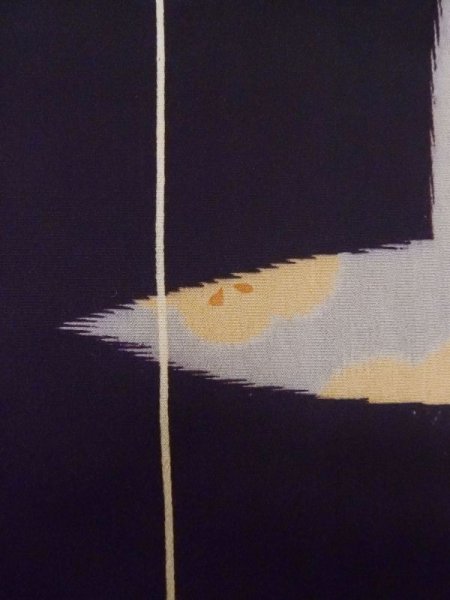 画像6: M0308B  小紋 女性用着物  シルク(正絹)   黒, 花 【中古】 【USED】 【リサイクル】 ★★☆☆☆ (6)