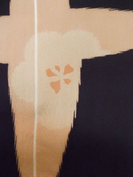 画像7: M0308B  小紋 女性用着物  シルク(正絹)   黒, 花 【中古】 【USED】 【リサイクル】 ★★☆☆☆ (7)