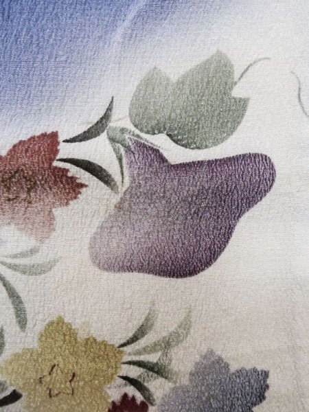 画像8: M0308C  単衣 女性用着物 朝顔柄 シルク(正絹)  淡い 水色, 花 【中古】 【USED】 【リサイクル】 ★★☆☆☆ (8)