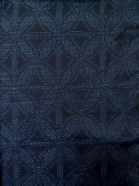 画像4: M0315E  大島紬 女性用着物  シルク（正絹）   紺, 七宝 【中古】 【USED】 【リサイクル】 ★★★☆☆ (4)