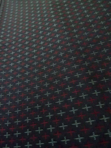 画像7: M0315M  織 女性用着物  シルク(正絹)   黒, 十字 【中古】 【USED】 【リサイクル】 ★★☆☆☆ (7)