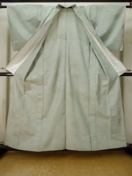 画像2: M0315Z  紬 女性用着物  シルク(正絹) 淡い 薄い 黄緑色, 花 【中古】 【USED】 【リサイクル】 ★★☆☆☆ (2)