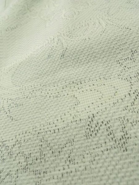 画像9: M0315Z  紬 女性用着物  シルク(正絹) 淡い 薄い 黄緑色, 花 【中古】 【USED】 【リサイクル】 ★★☆☆☆ (9)