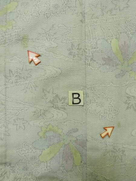 画像15: M0315Z  紬 女性用着物  シルク(正絹) 淡い 薄い 黄緑色, 花 【中古】 【USED】 【リサイクル】 ★★☆☆☆ (15)