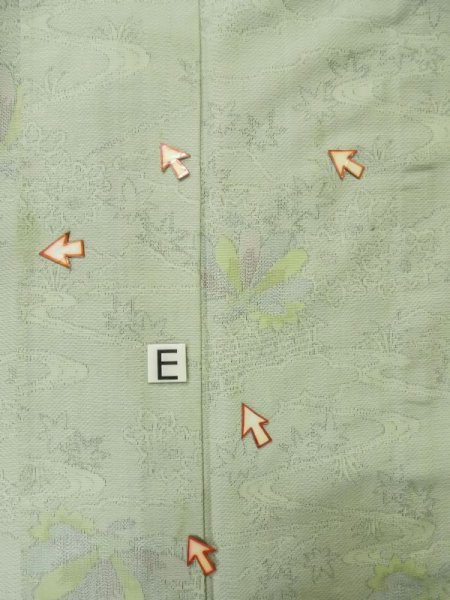 画像18: M0315Z  紬 女性用着物  シルク(正絹) 淡い 薄い 黄緑色, 花 【中古】 【USED】 【リサイクル】 ★★☆☆☆ (18)