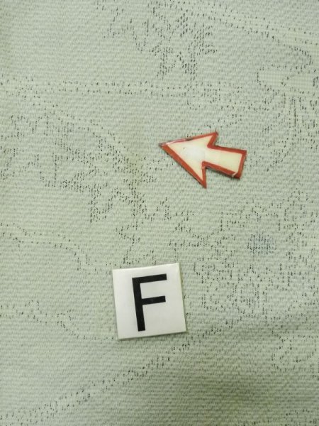 画像19: M0315Z  紬 女性用着物  シルク(正絹) 淡い 薄い 黄緑色, 花 【中古】 【USED】 【リサイクル】 ★★☆☆☆ (19)