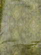 画像3: M0316D  大島紬 女性用着物  シルク（正絹）  淡い 黄緑色, 幾何学模様 【中古】 【USED】 【リサイクル】 ★★★★☆ (3)
