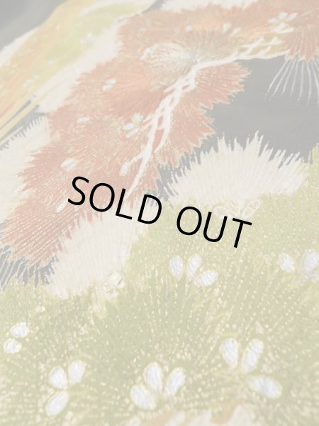 画像14: M0328A  留袖 女性用着物 比翼仕立て シルク（正絹）   黒, 松/松葉 【中古】 【USED】 【リサイクル】 ★★☆☆☆ (14)