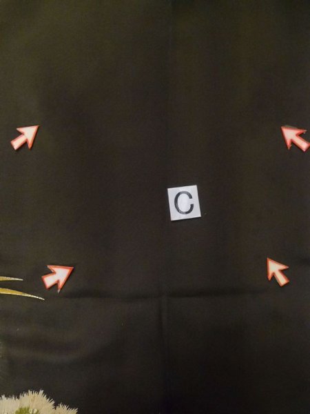 画像20: M0328A  留袖 女性用着物 比翼仕立て シルク(正絹)   黒, 松/松葉 【中古】 【USED】 【リサイクル】 ★★☆☆☆ (20)