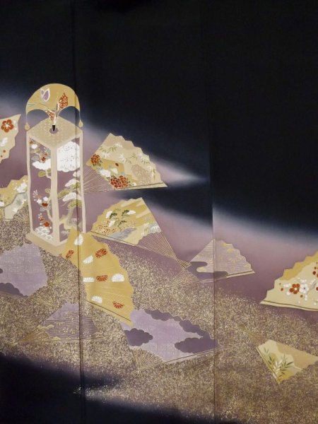 画像6: M0328C Mint  留袖 女性用着物 比翼仕立て、投扇興 シルク(正絹)   黒, ぼたん 【中古】 【USED】 【リサイクル】 ★★★★☆ (6)