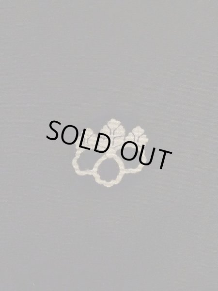 画像4: M0328F  留袖 女性用着物 染分け シルク（正絹）   黒, ぼたん 【中古】 【USED】 【リサイクル】 ★★☆☆☆ (4)