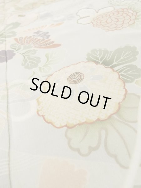 画像13: M0328F  留袖 女性用着物 染分け シルク（正絹）   黒, ぼたん 【中古】 【USED】 【リサイクル】 ★★☆☆☆ (13)