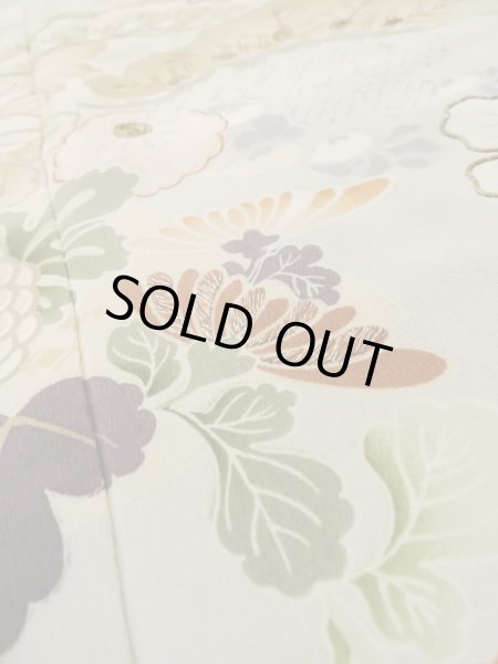 画像14: M0328F  留袖 女性用着物 染分け シルク（正絹）   黒, ぼたん 【中古】 【USED】 【リサイクル】 ★★☆☆☆ (14)