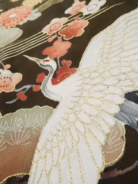 画像11: M0328G  留袖 女性用着物 裾に綿入り シルク(正絹)   黒, 菊 【中古】 【USED】 【リサイクル】 ★★☆☆☆ (11)